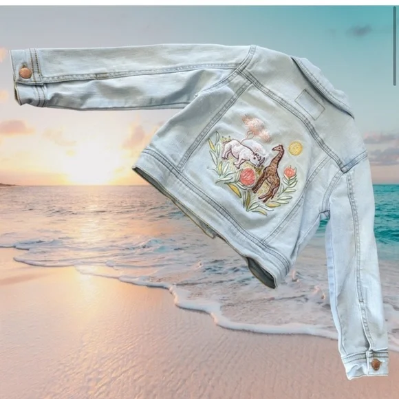 Toddler blue jean jacket Size 4T - Picture 2 of 7